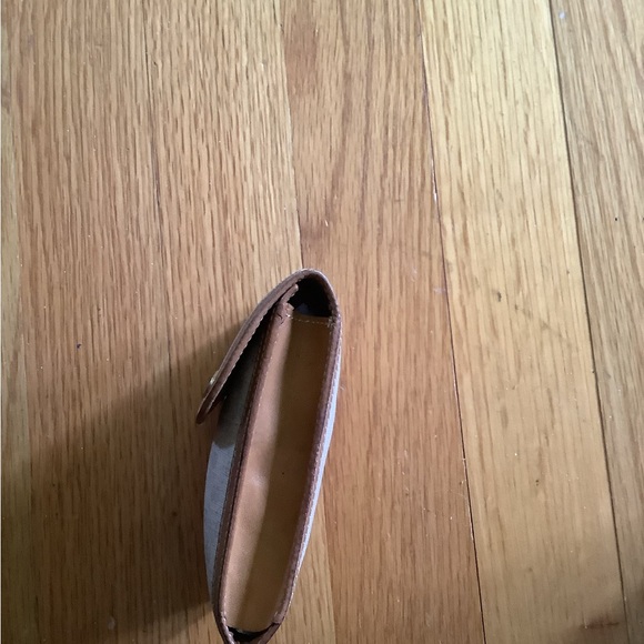 Gucci Beige and Brown Accessory Case - Picture 3 of 4